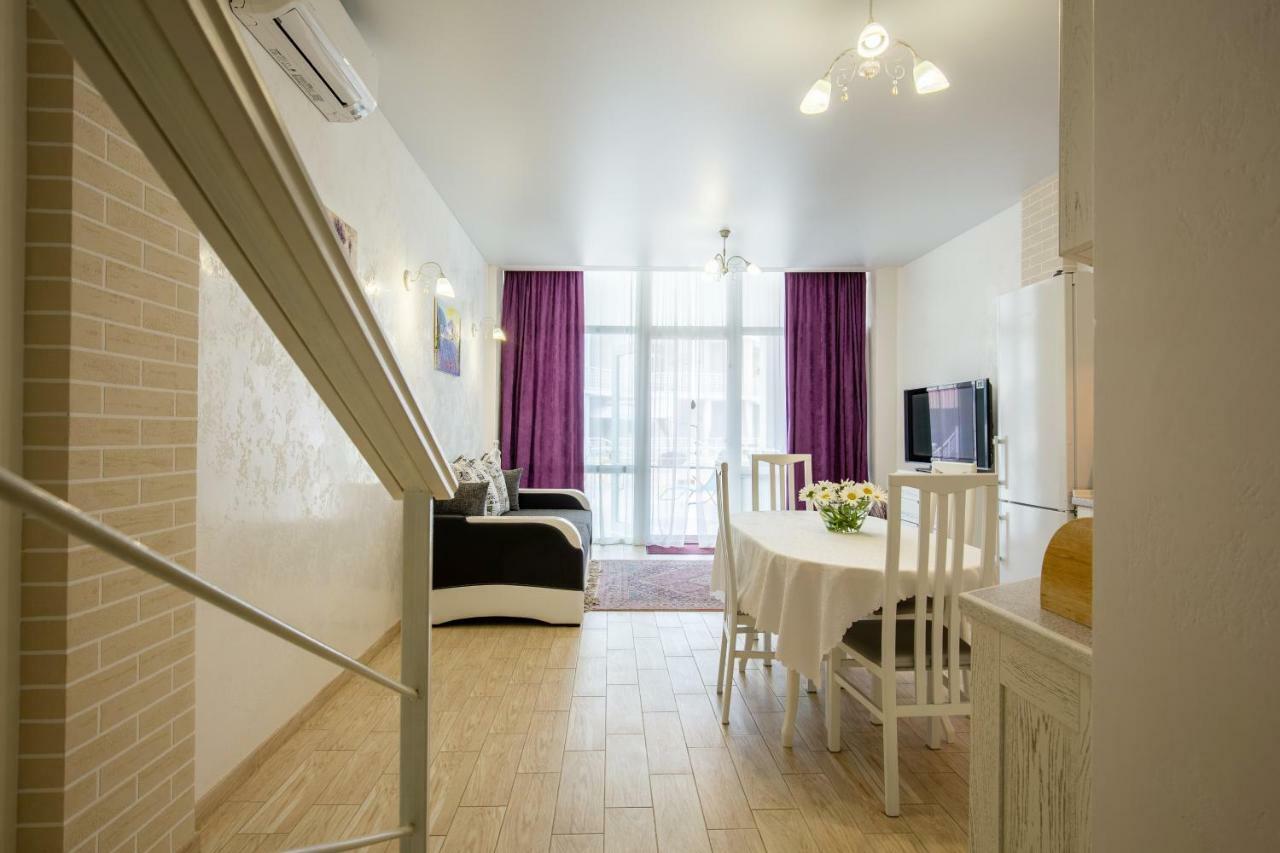 Apartment First Line