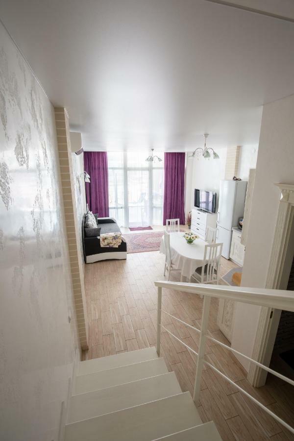 Apartment First Line *